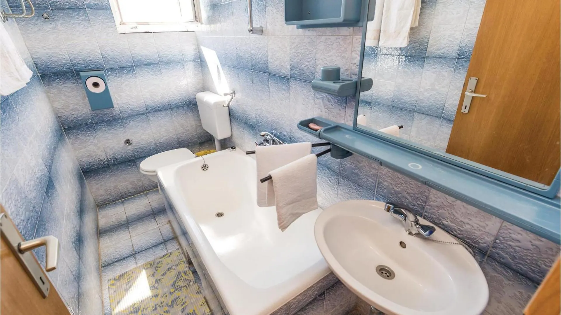 Nice Apartment In Barbat With 3 Bedrooms And Wifi Barbat na Rabu