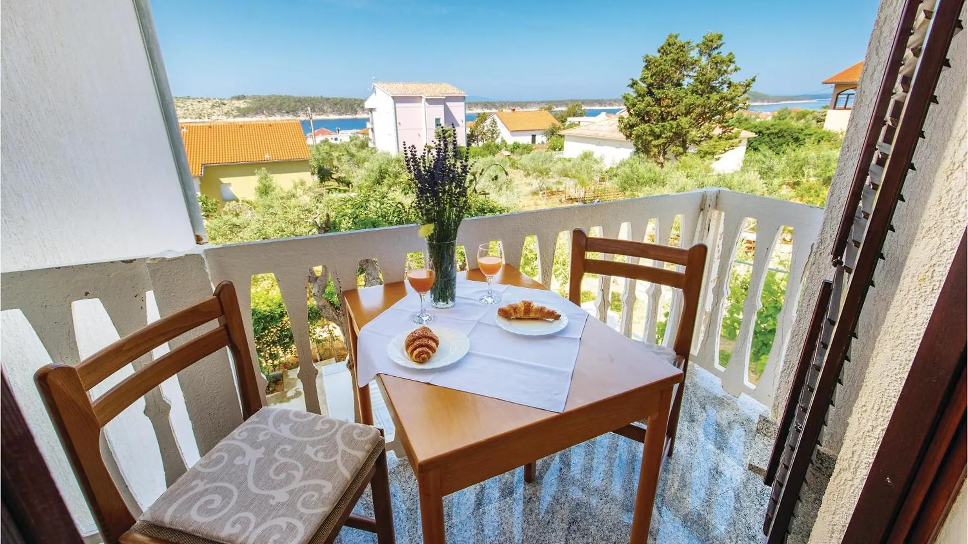 Nice Apartment In Barbat With 3 Bedrooms And Wifi Barbat na Rabu Croatia