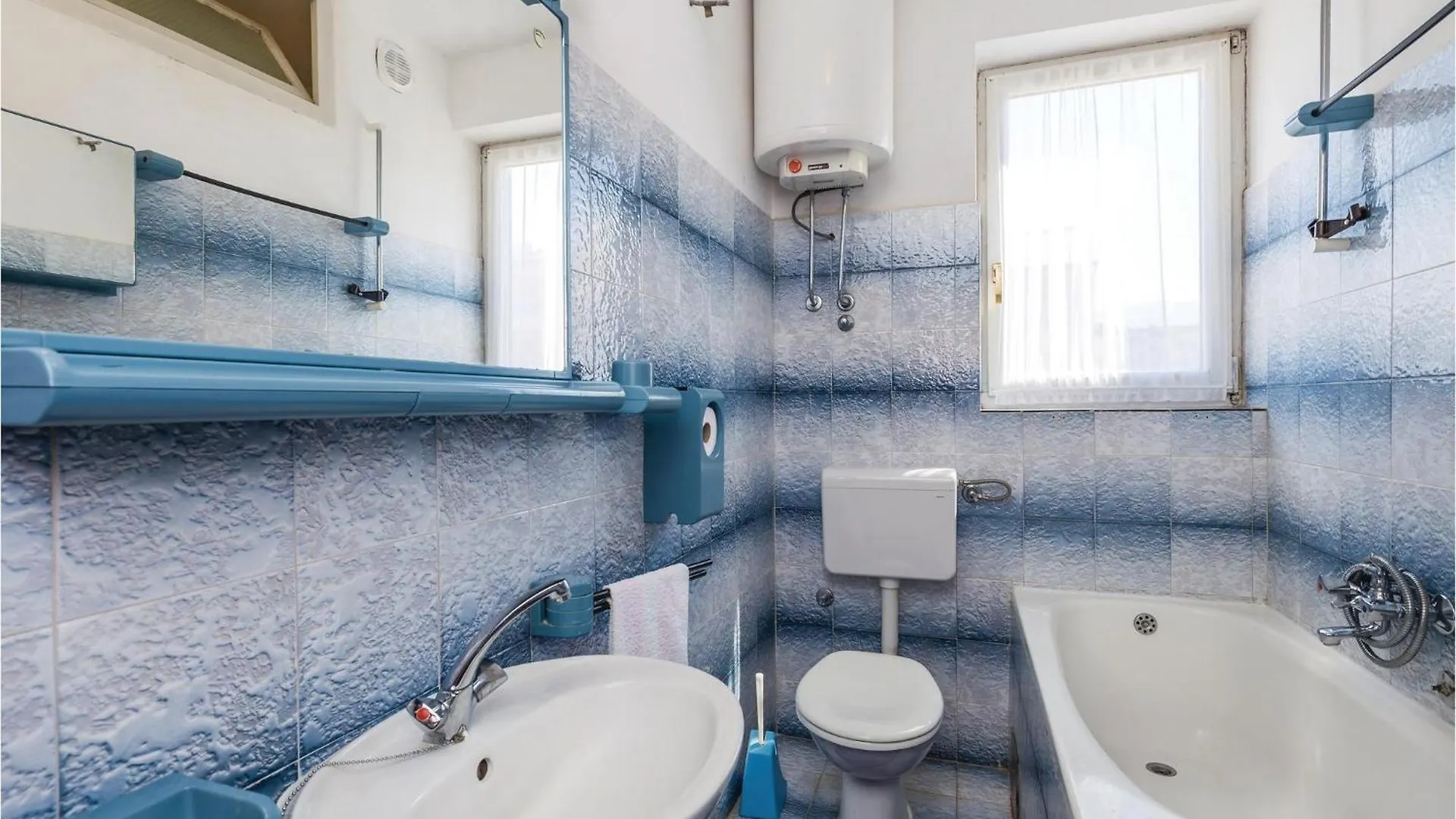 Nice Apartment In Barbat With 3 Bedrooms And Wifi Barbat na Rabu 0*,  Croatia