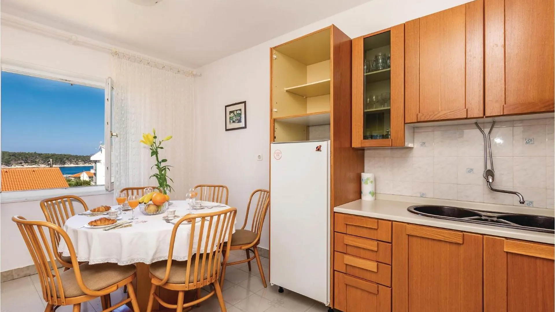 Nice Apartment In Barbat With 3 Bedrooms And Wifi Barbat na Rabu