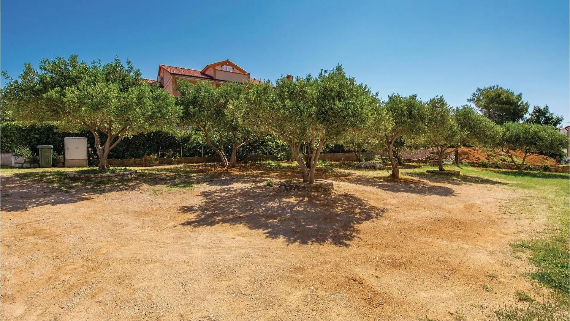 Nice Apartment In Barbat With 3 Bedrooms And Wifi Barbat na Rabu