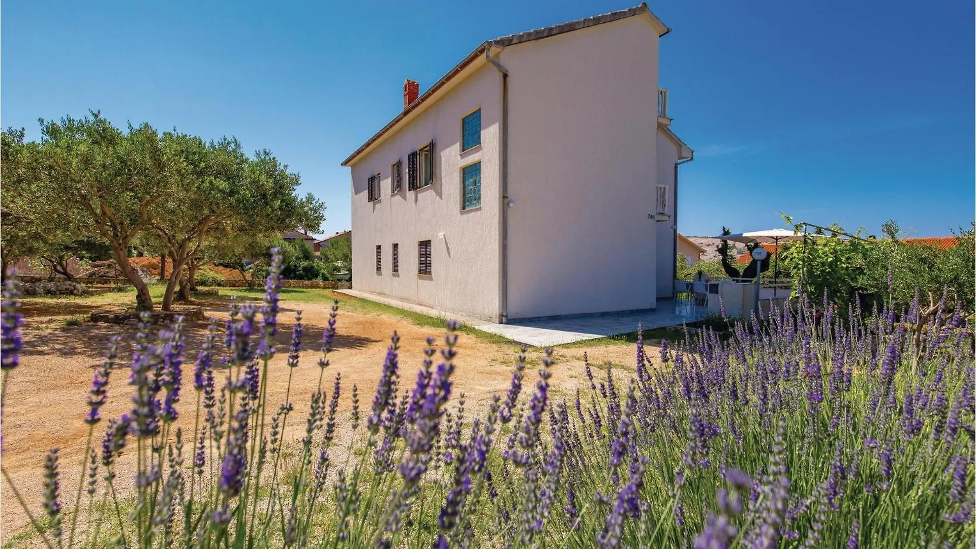 Nice Apartment In Barbat With 3 Bedrooms And Wifi Barbat na Rabu 0*,  Croatia